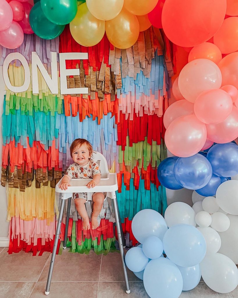 Max’s bright & colourful FIRST birthday!